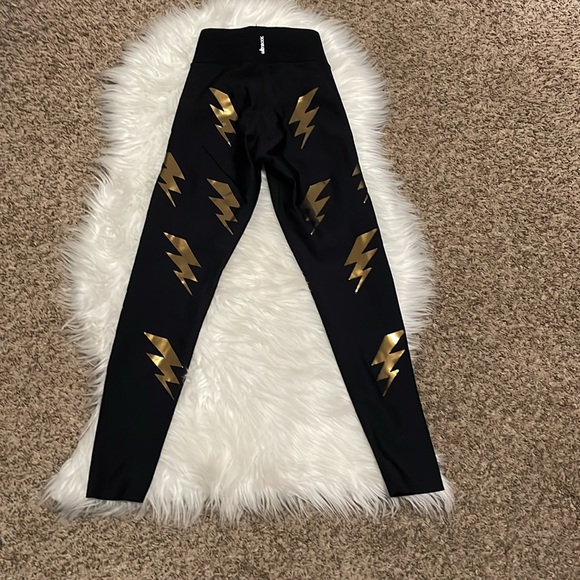 Ultracor Lighting Bolt Print Leggings - Picture 6 of 9